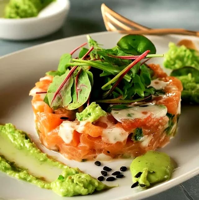 Salmon Tartare.