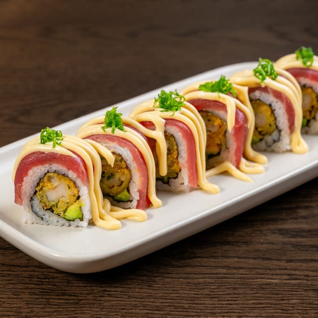 Tuna Lover Roll.